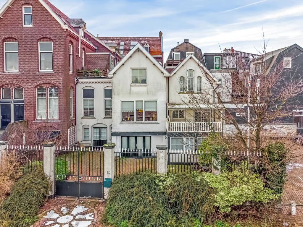 Appartement te koop: Sluisplein 9, Ijmuiden