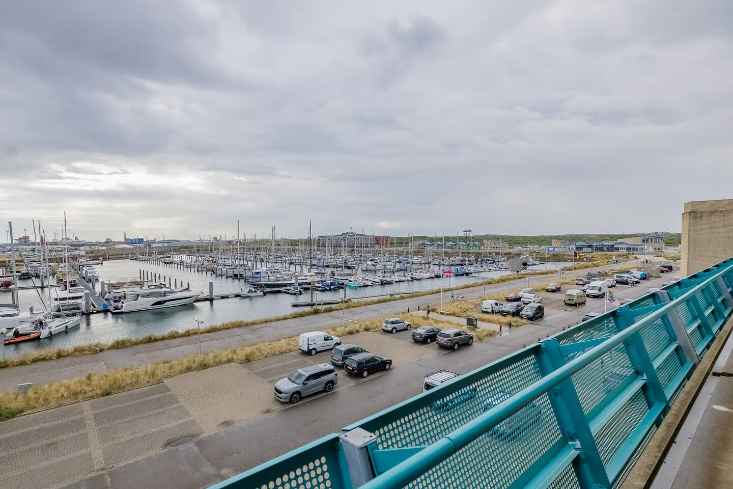 Appartement te koop: Kennemerboulevard 670, Ijmuiden