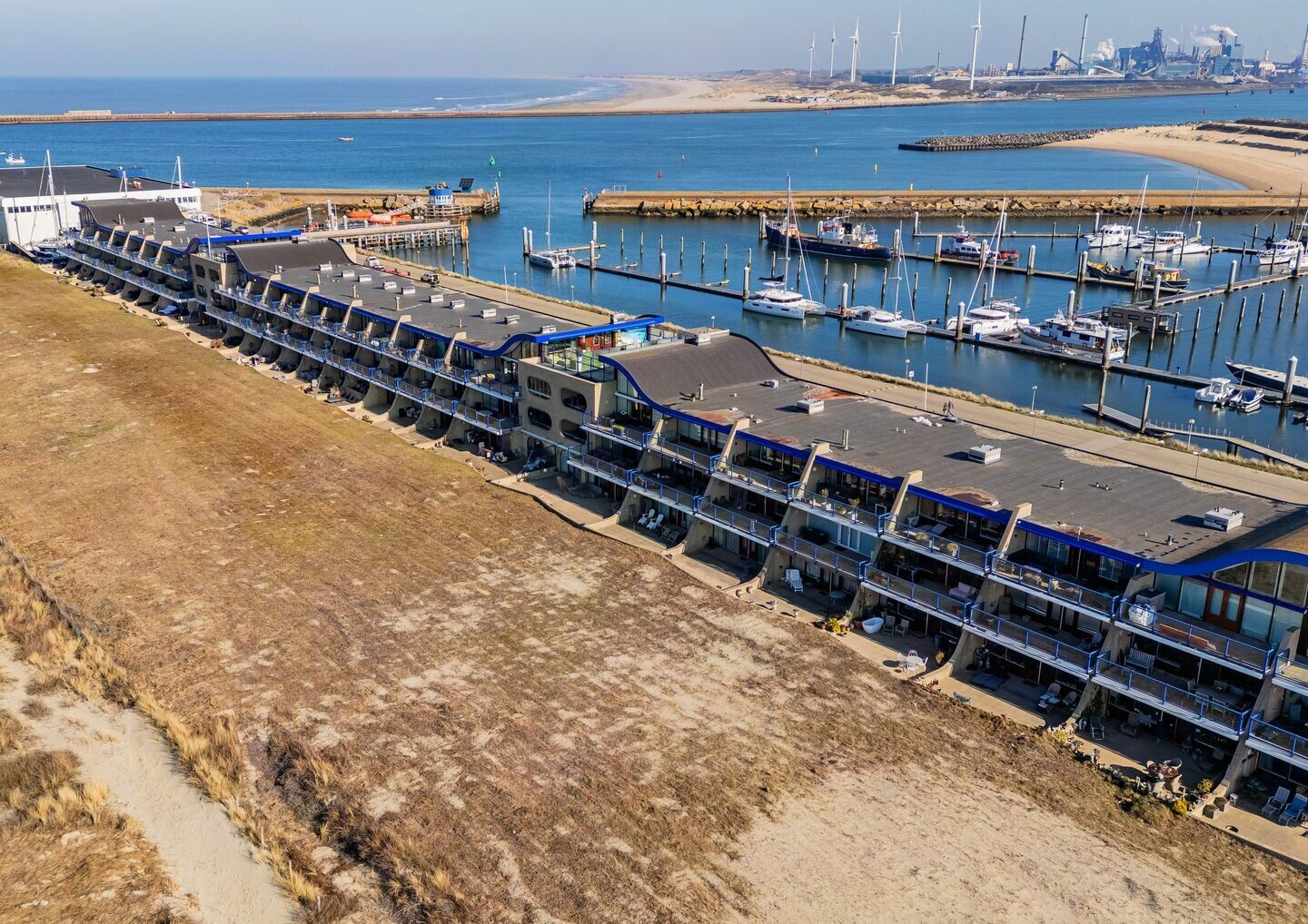 Appartement te koop: Kennemerboulevard 670, Ijmuiden