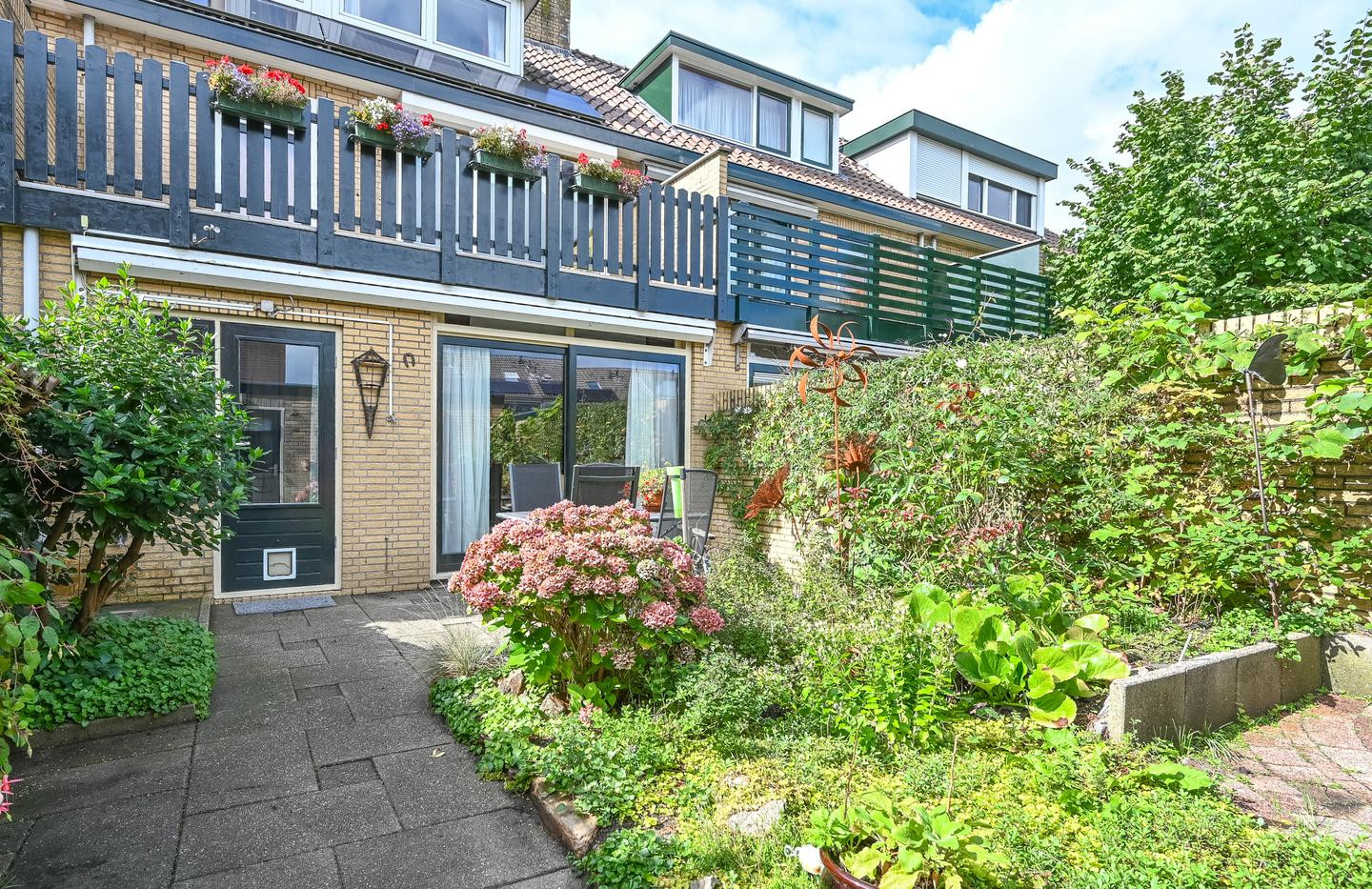 Tussenwoning te koop: 's Gravenlust 31, Velsen-Zuid