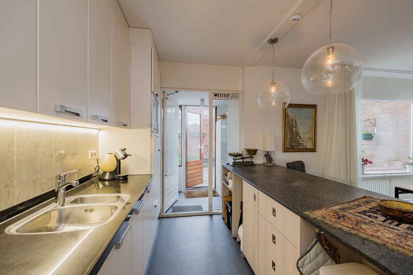 Tussenwoning te koop: Krommeland 37, Velsen-Zuid