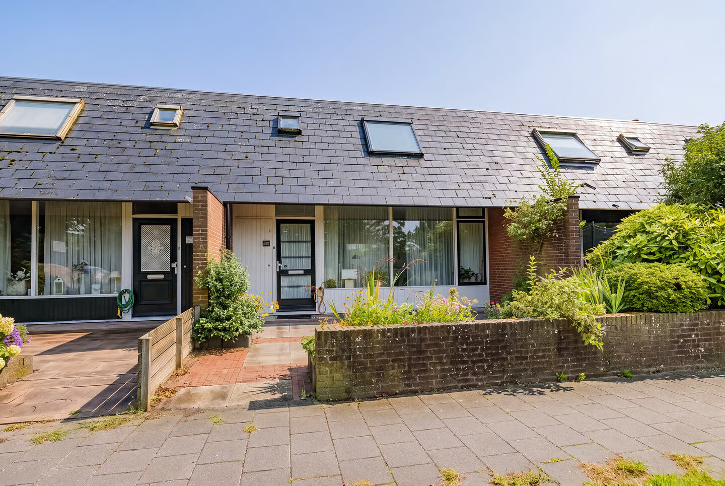 Tussenwoning te koop: Krommeland 37, Velsen-Zuid