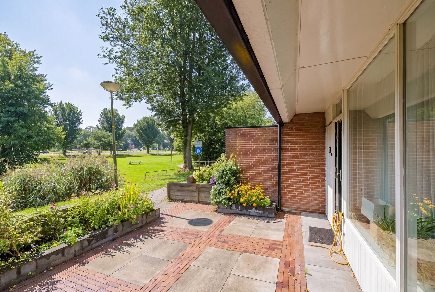 Tussenwoning te koop: Krommeland 37, Velsen-Zuid