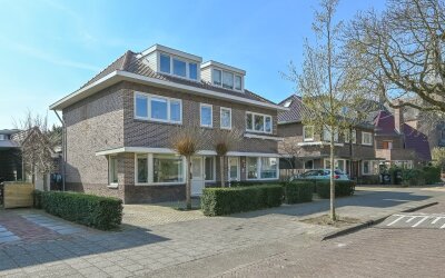 P.C. Hooftlaan 12
