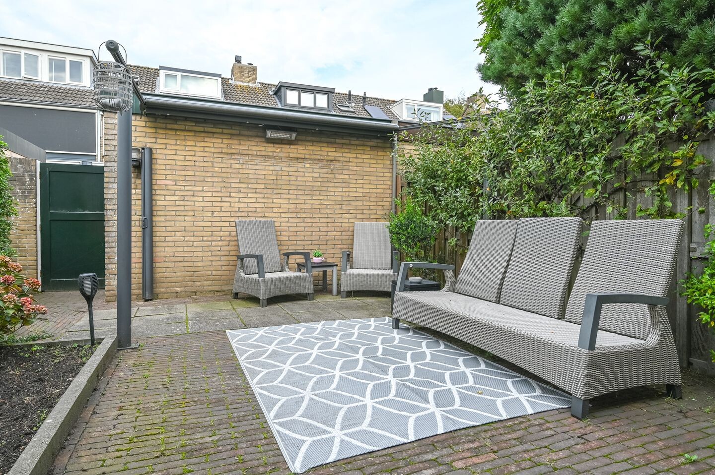 Tussenwoning te koop: Lodewijk van Deyssellaan 49, Driehuis Nh