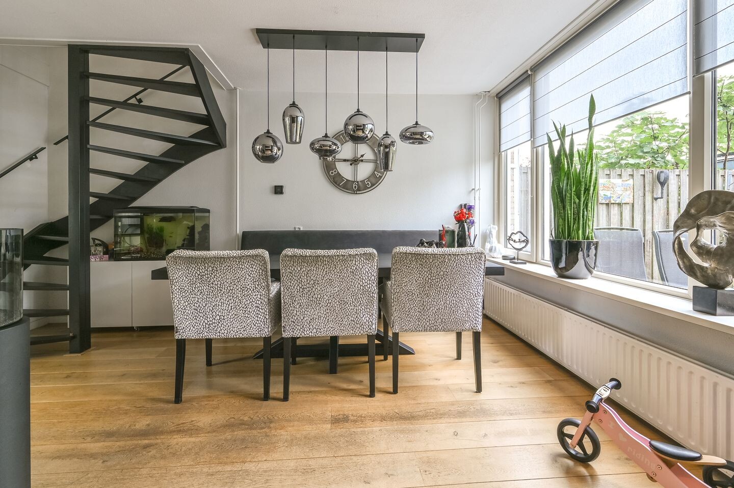Tussenwoning te koop: Lodewijk van Deyssellaan 49, Driehuis Nh