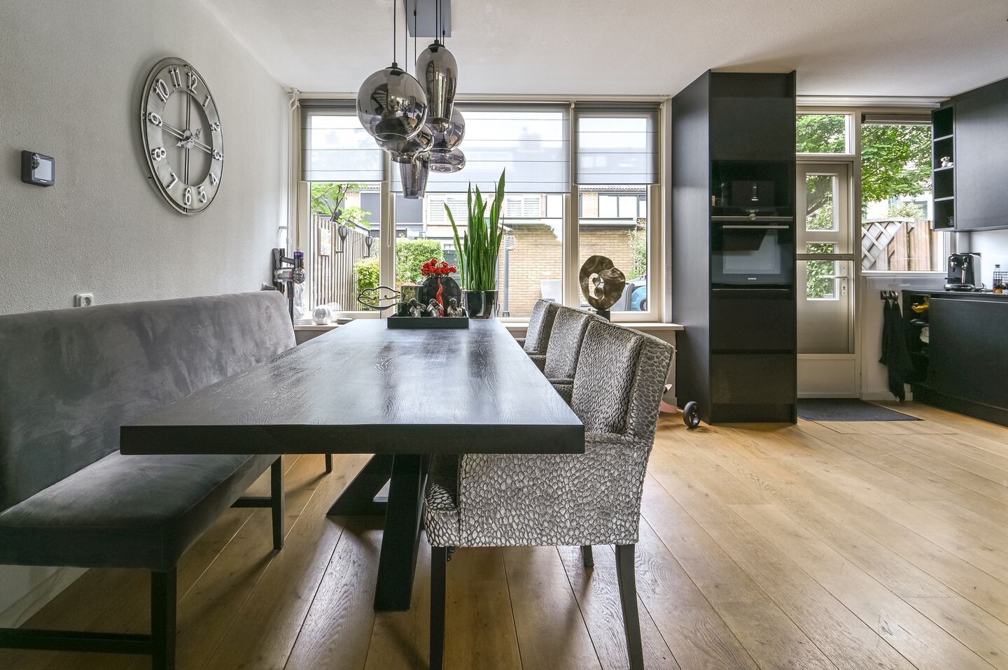 Tussenwoning te koop: Lodewijk van Deyssellaan 49, Driehuis Nh