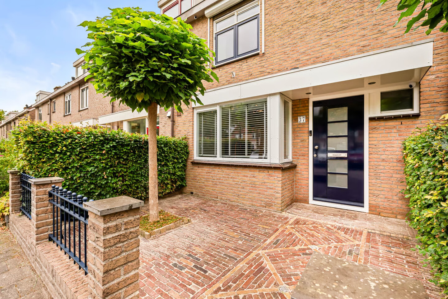 Tussenwoning te koop: De Kamp 37, Velserbroek