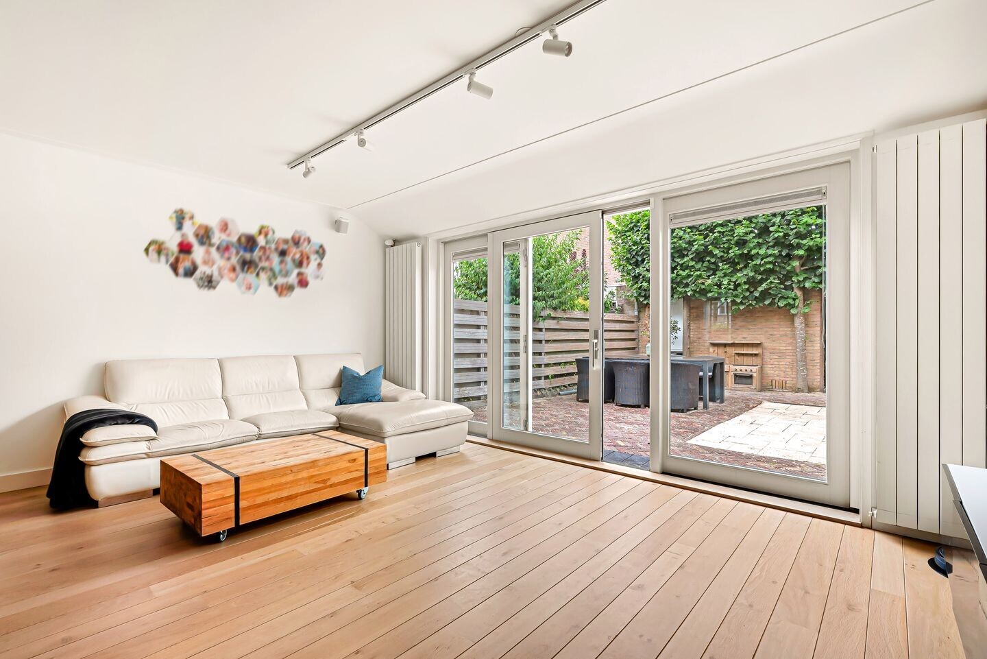 Tussenwoning te koop: De Kamp 37, Velserbroek