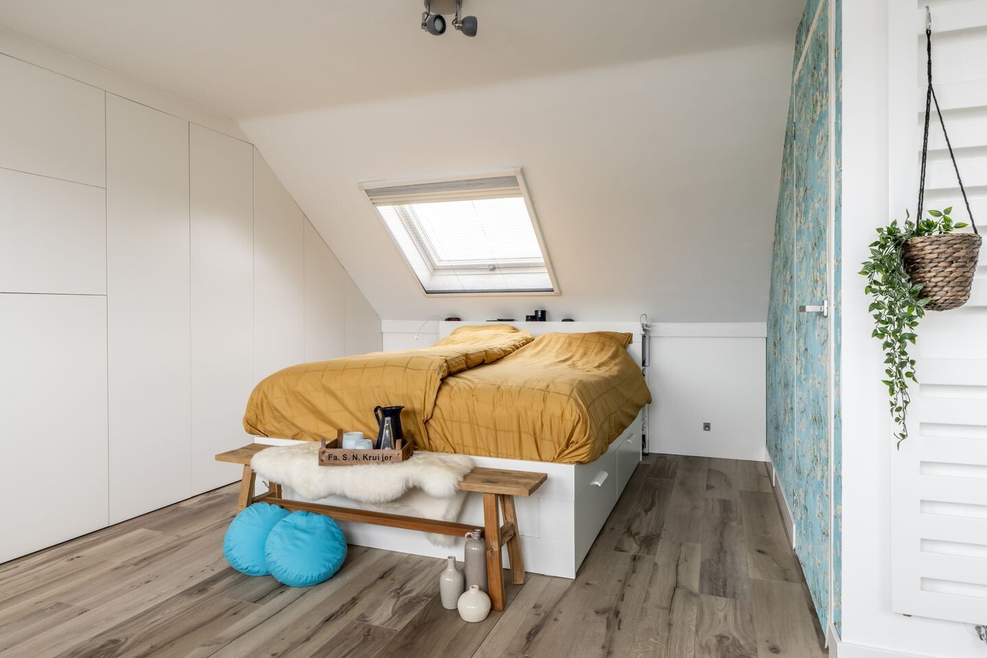 Hoekwoning te koop: Zwanebloembocht 156, Velserbroek