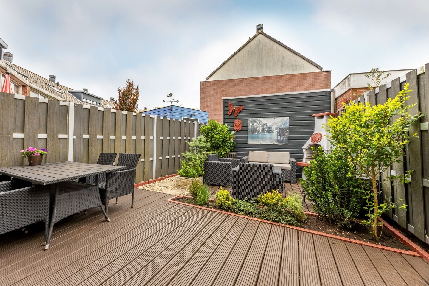 Tussenwoning te koop: Floraronde 157, Velserbroek