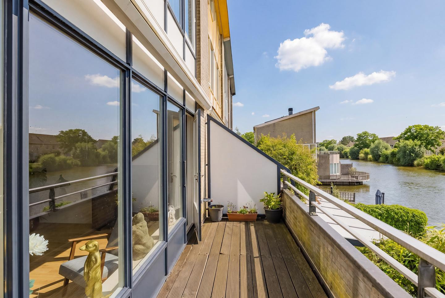 Tussenwoning te koop: Marie Jungiusstraat 25, Velserbroek