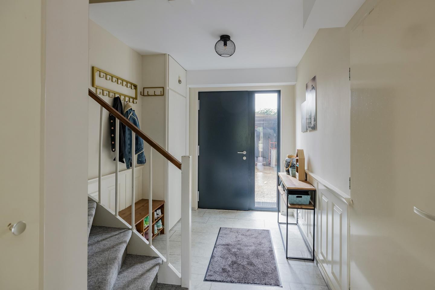 Tussenwoning te koop: Marie Jungiusstraat 25, Velserbroek