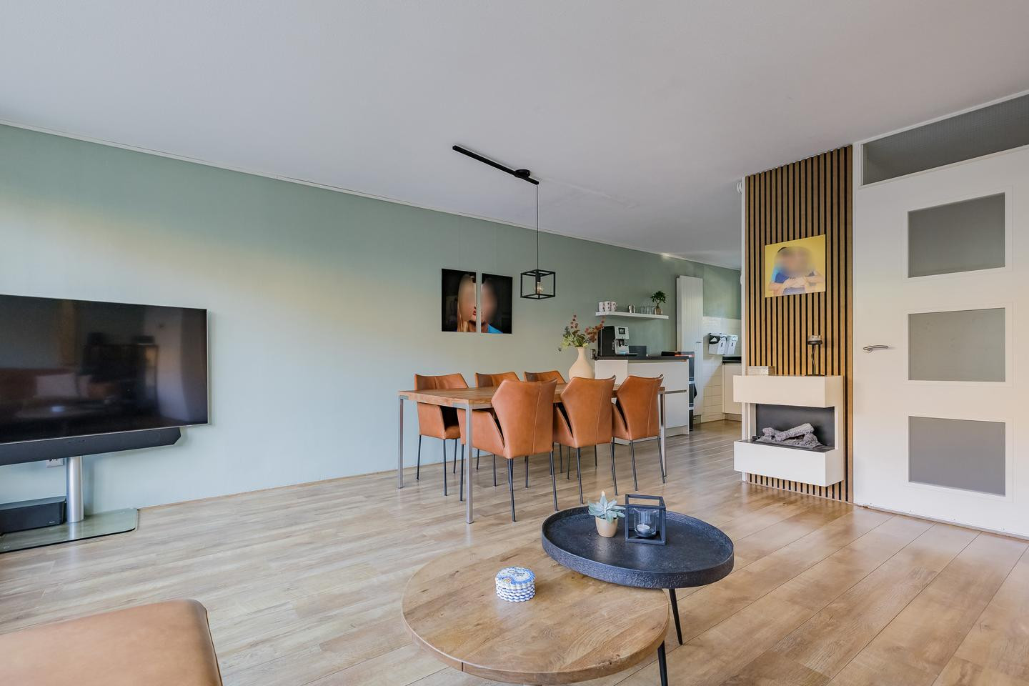 Tussenwoning te koop: L. Zocherplantsoen 93, Velserbroek