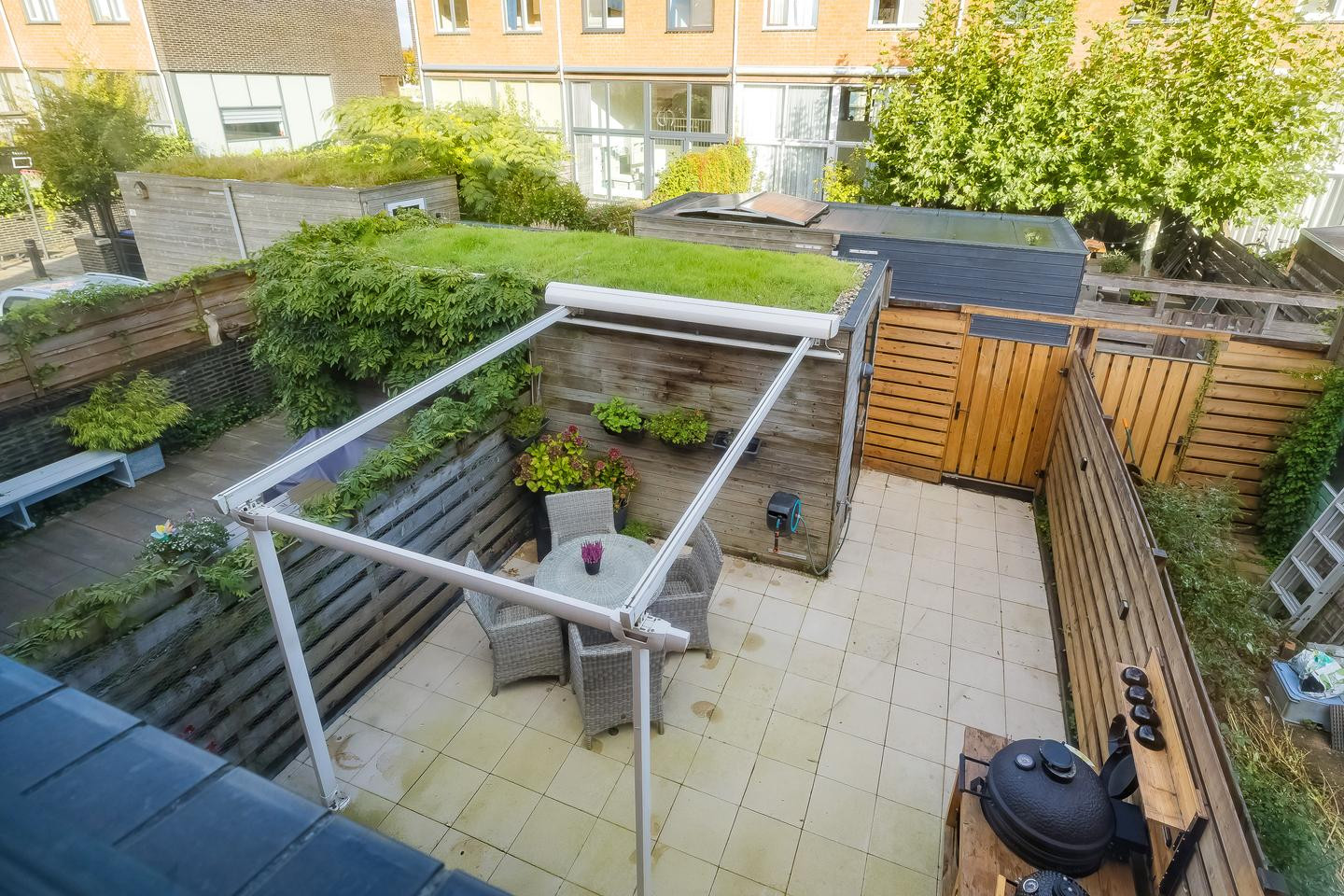 Tussenwoning te koop: L. Zocherplantsoen 93, Velserbroek