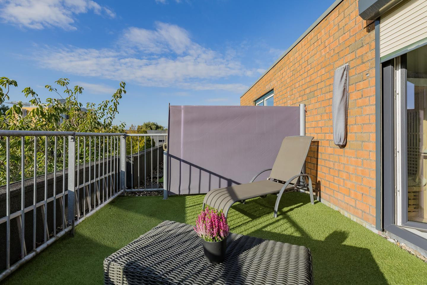 Tussenwoning te koop: L. Zocherplantsoen 93, Velserbroek