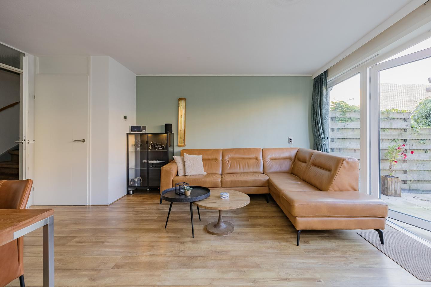 Tussenwoning te koop: L. Zocherplantsoen 93, Velserbroek