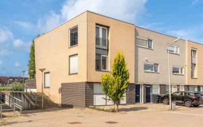 L. Springerstraat 64