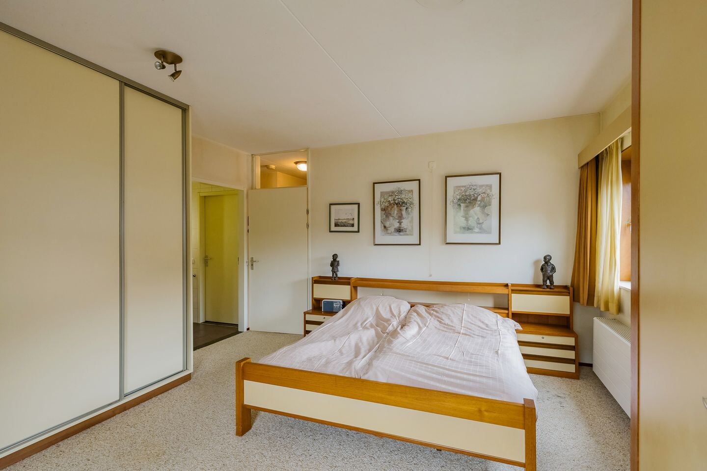 Appartement te koop: L. Springerstraat 120, Velserbroek