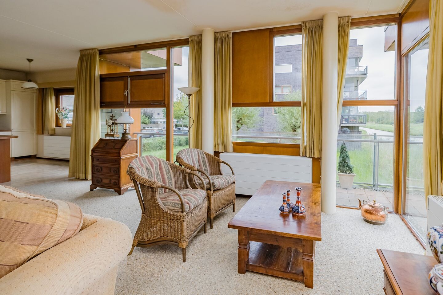 Appartement te koop: L. Springerstraat 120, Velserbroek