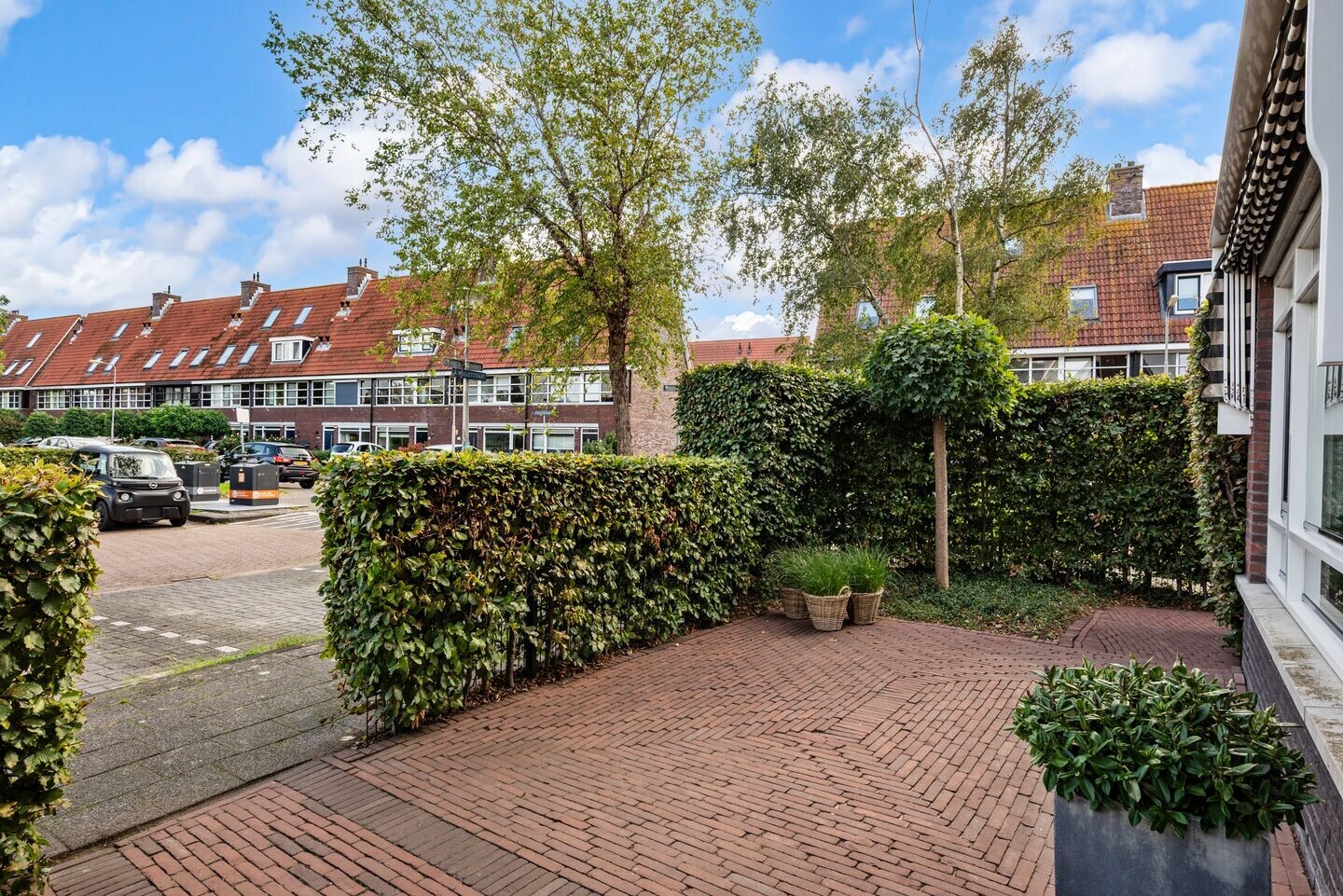 Hoekwoning te koop: A. Molletstraat 32, Velserbroek