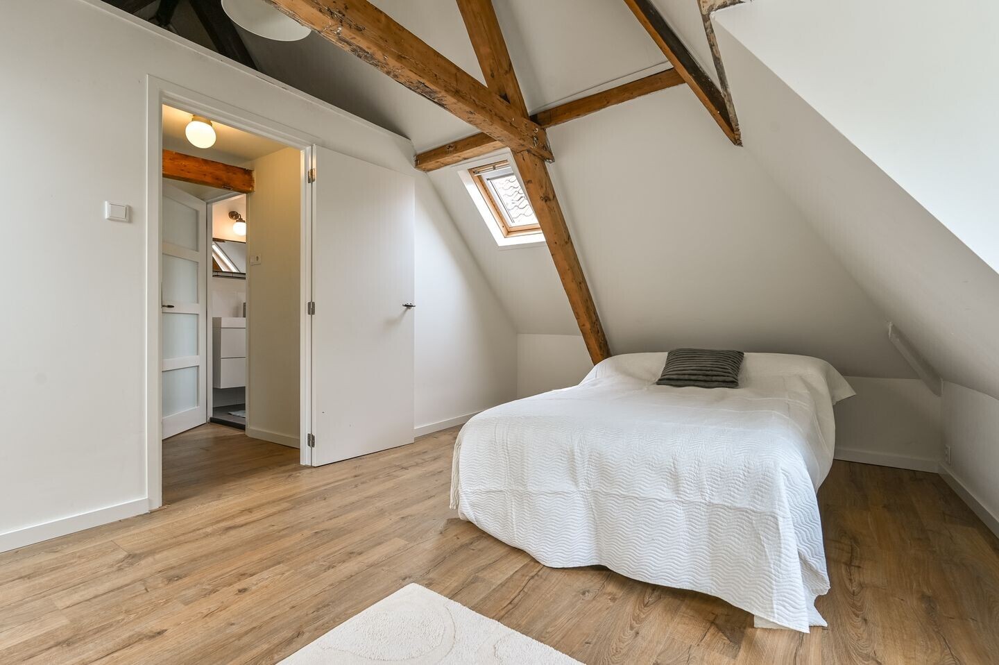 Appartement te koop: Spaarne 37A, Haarlem
