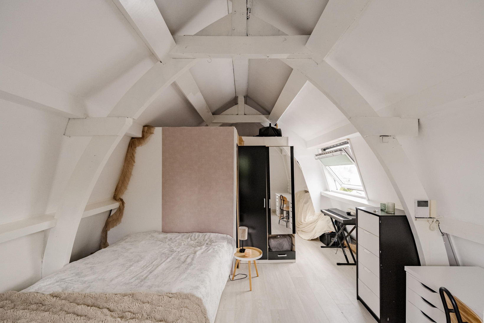 Hoekwoning te koop: Antoniestraat 69, Haarlem