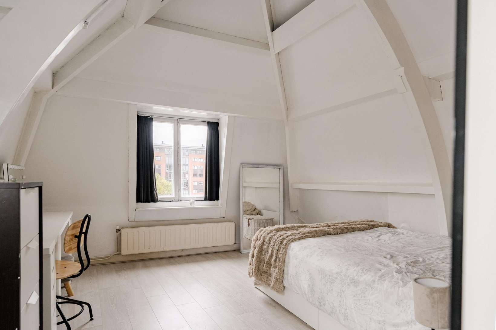 Hoekwoning te koop: Antoniestraat 69, Haarlem