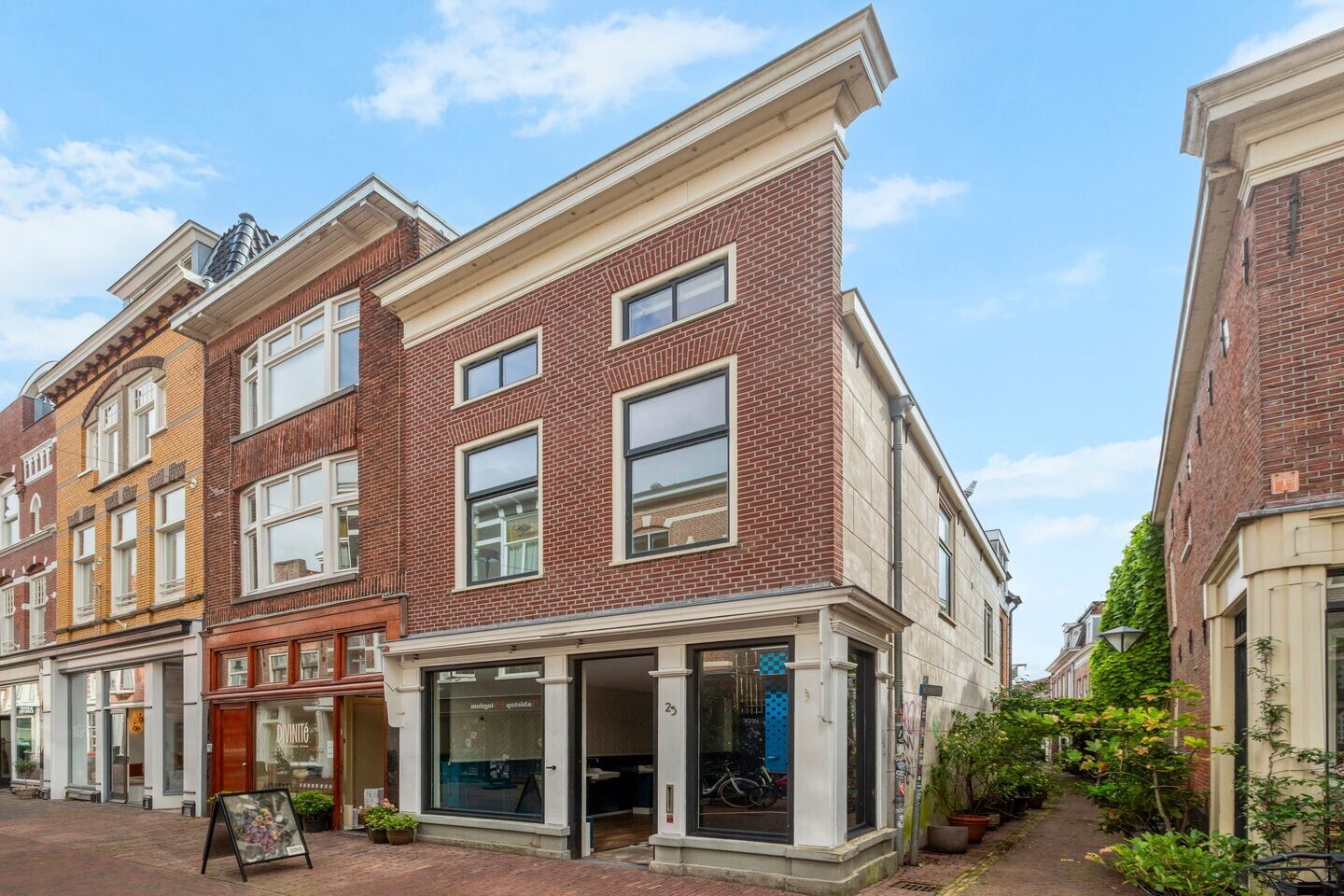 Appartement te koop: Helmbrekersteeg 1A, Haarlem