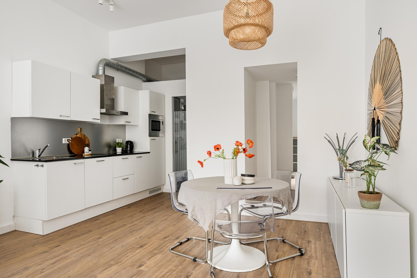 Studio te koop: Warmoesstraat 26F, Haarlem