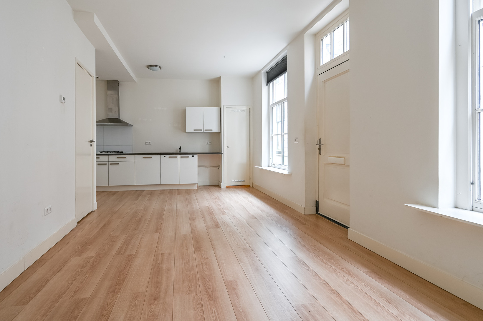 Tussenwoning te koop: Lombardsteeg 3, Haarlem