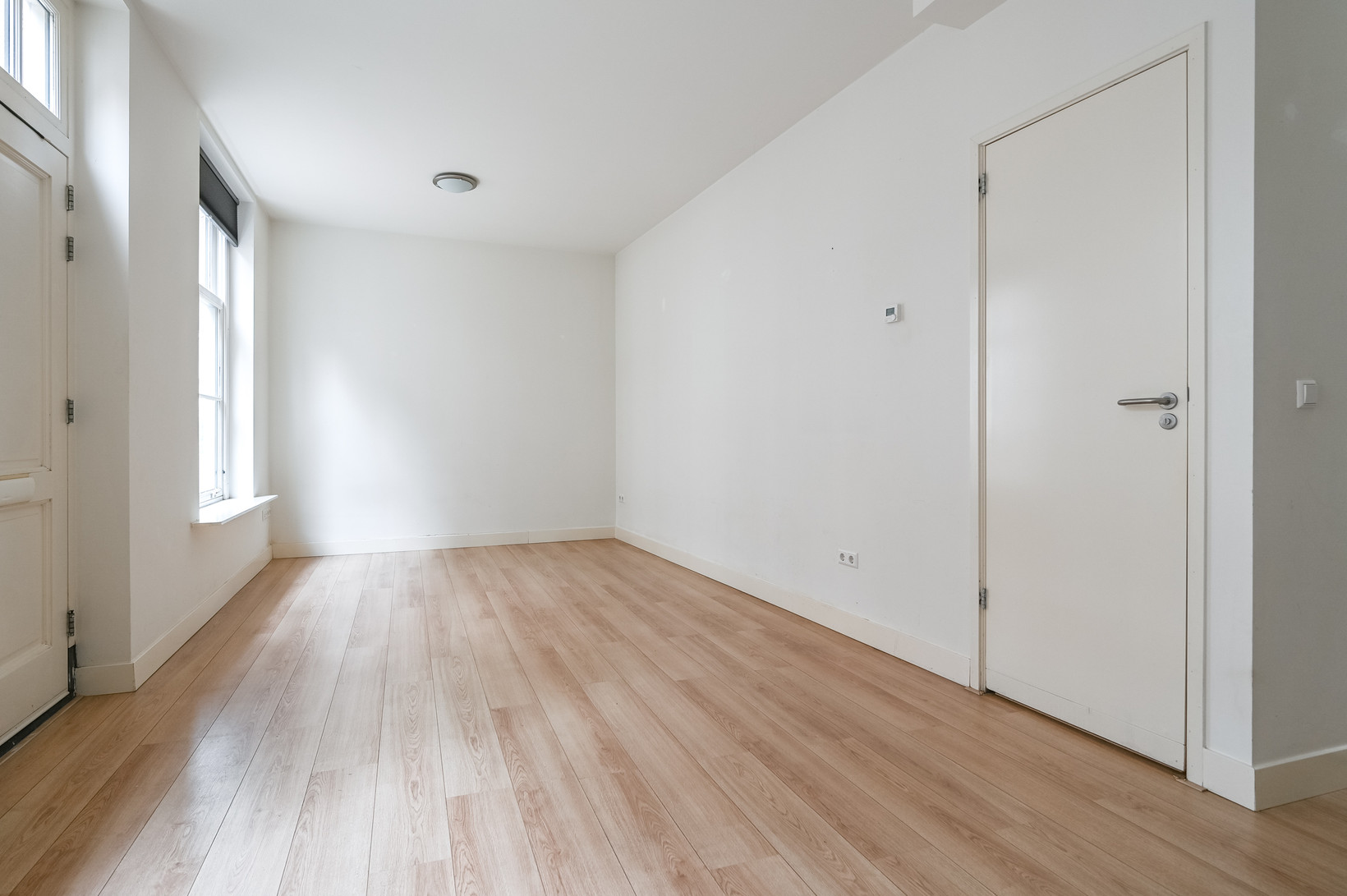 Tussenwoning te koop: Lombardsteeg 3, Haarlem