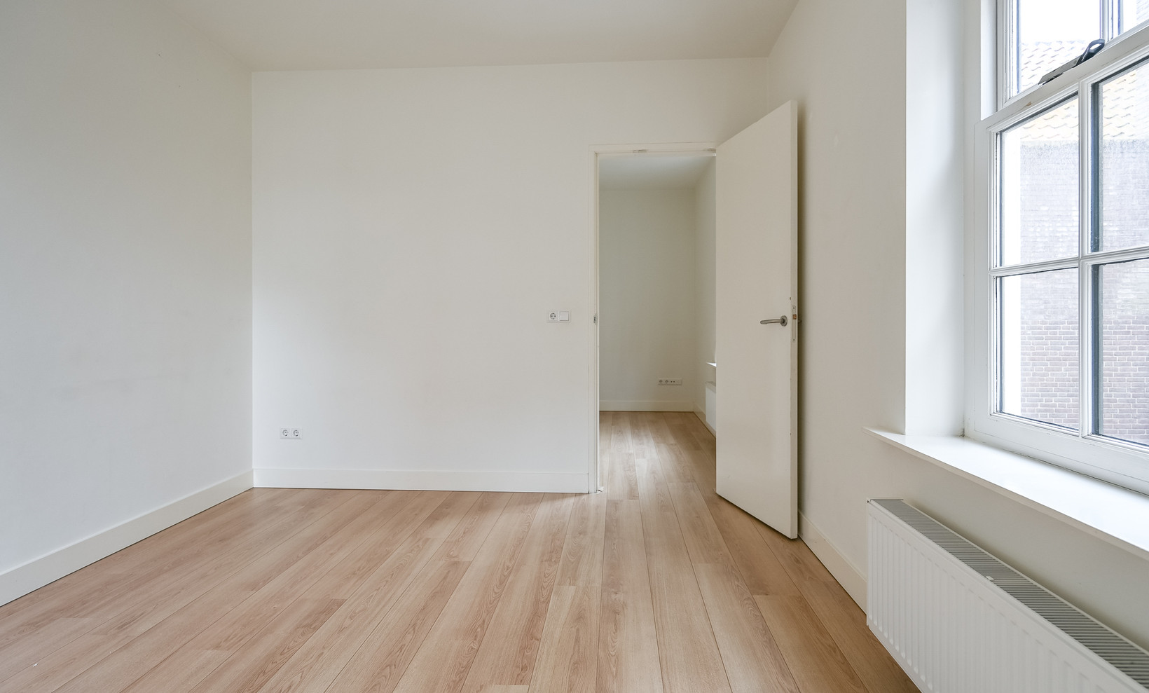 Tussenwoning te koop: Lombardsteeg 3, Haarlem