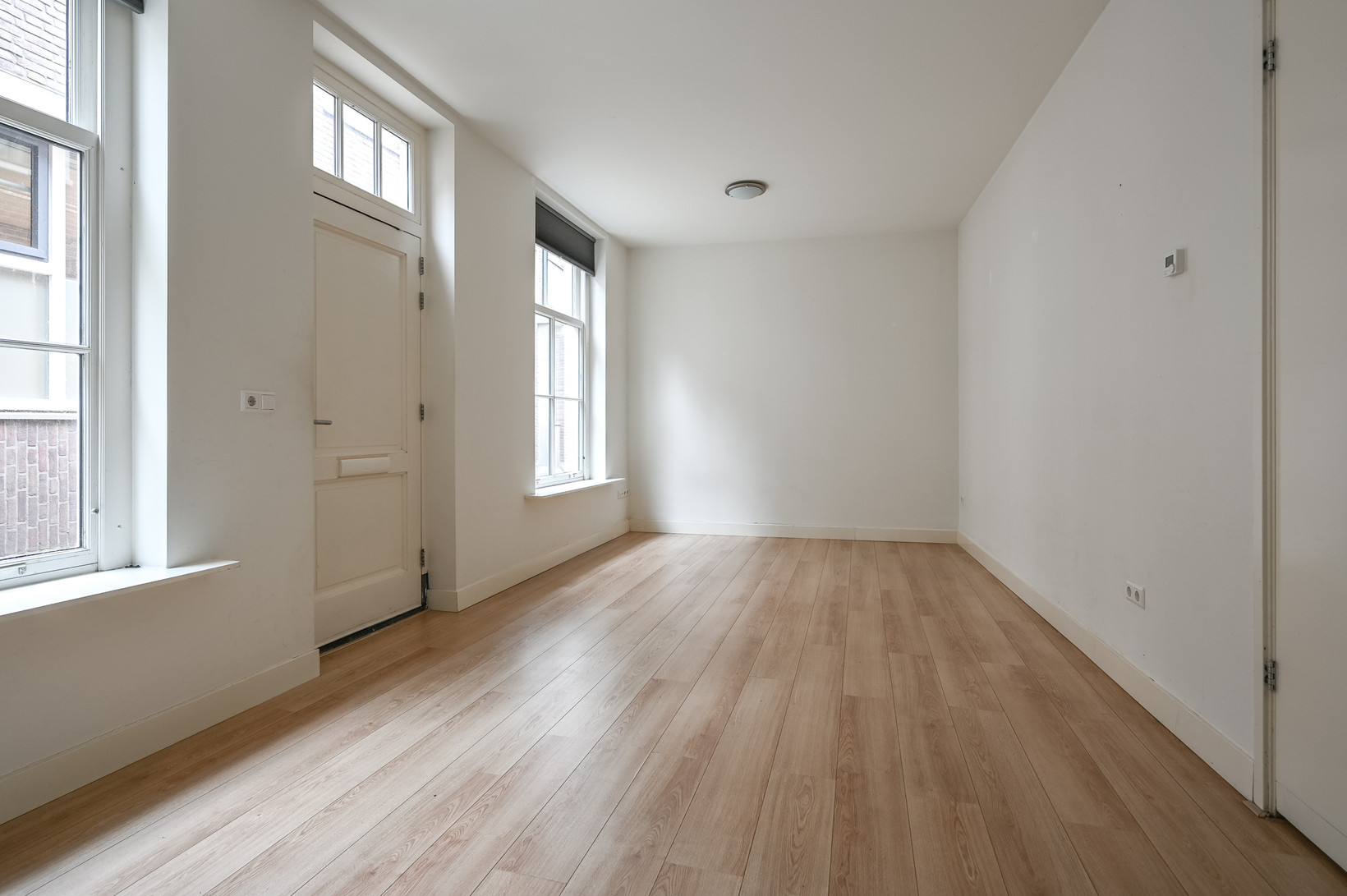 Tussenwoning te koop: Lombardsteeg 3, Haarlem