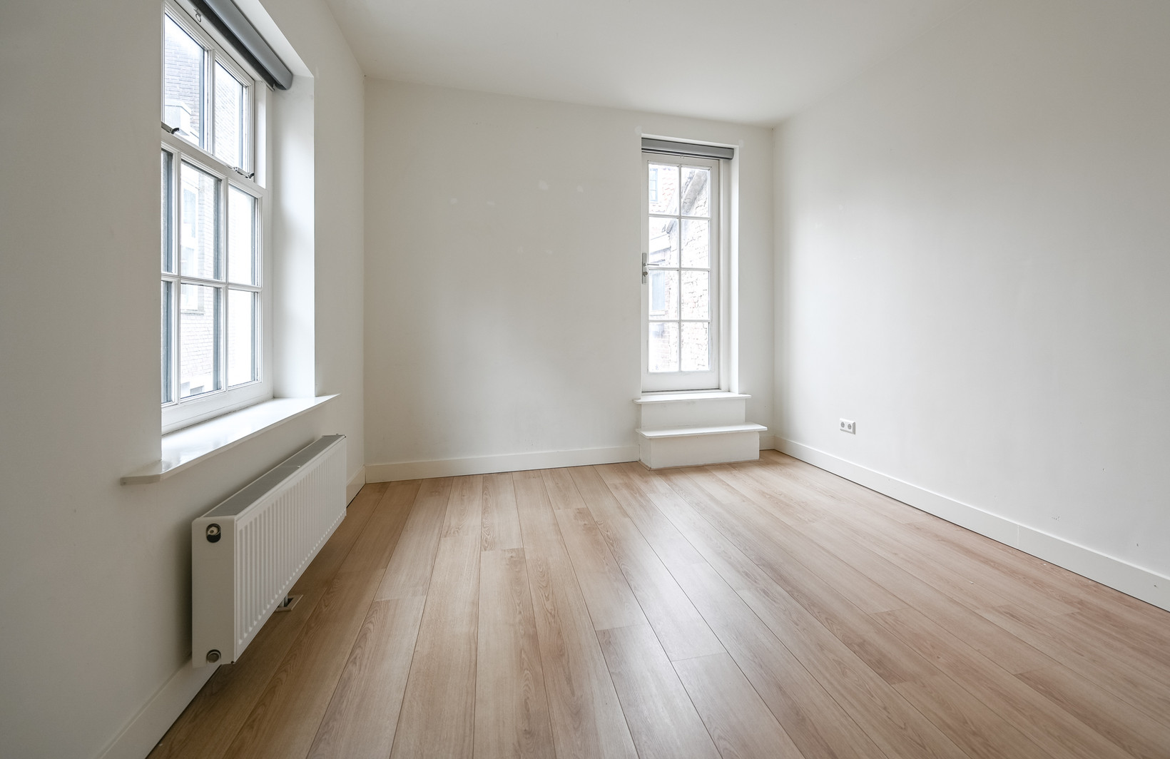 Tussenwoning te koop: Lombardsteeg 3, Haarlem
