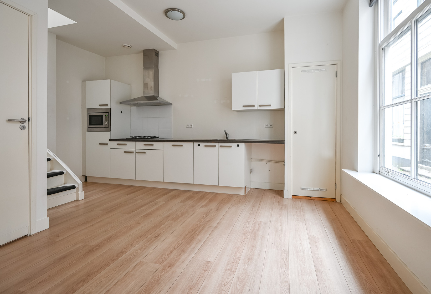 Tussenwoning te koop: Lombardsteeg 3, Haarlem