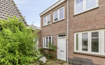 Kenaustraat 8-F