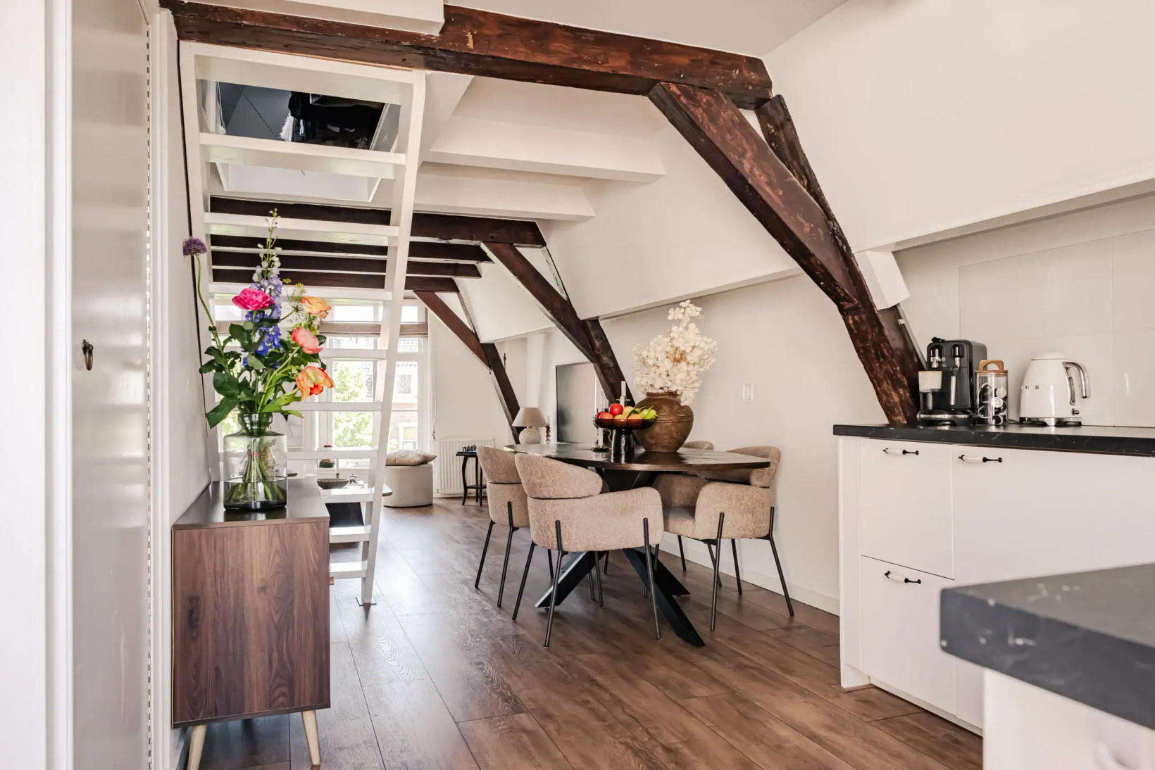 Appartement te koop: Nassaulaan 33B, Haarlem