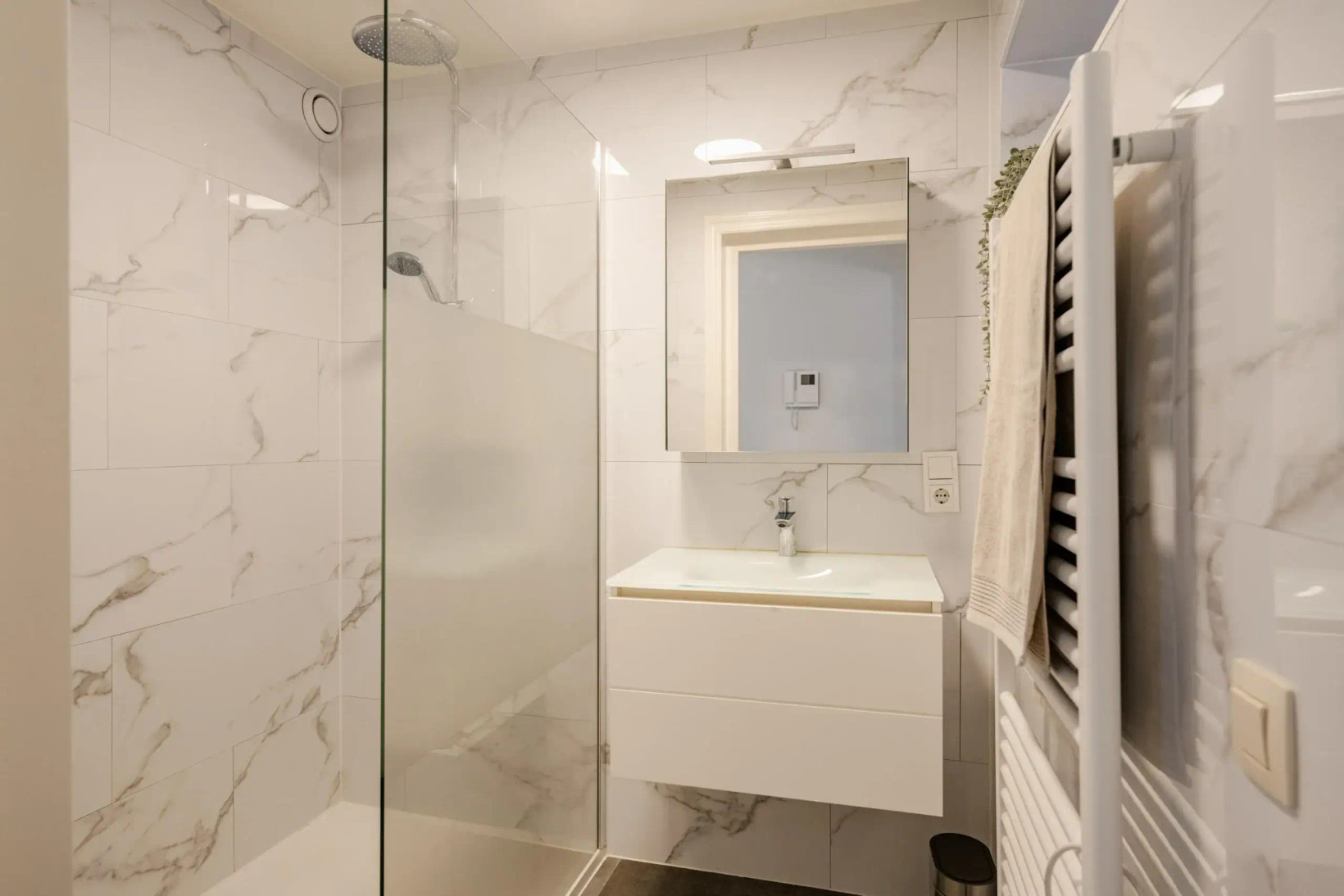 Appartement te koop: Morinnesteeg 64, Haarlem