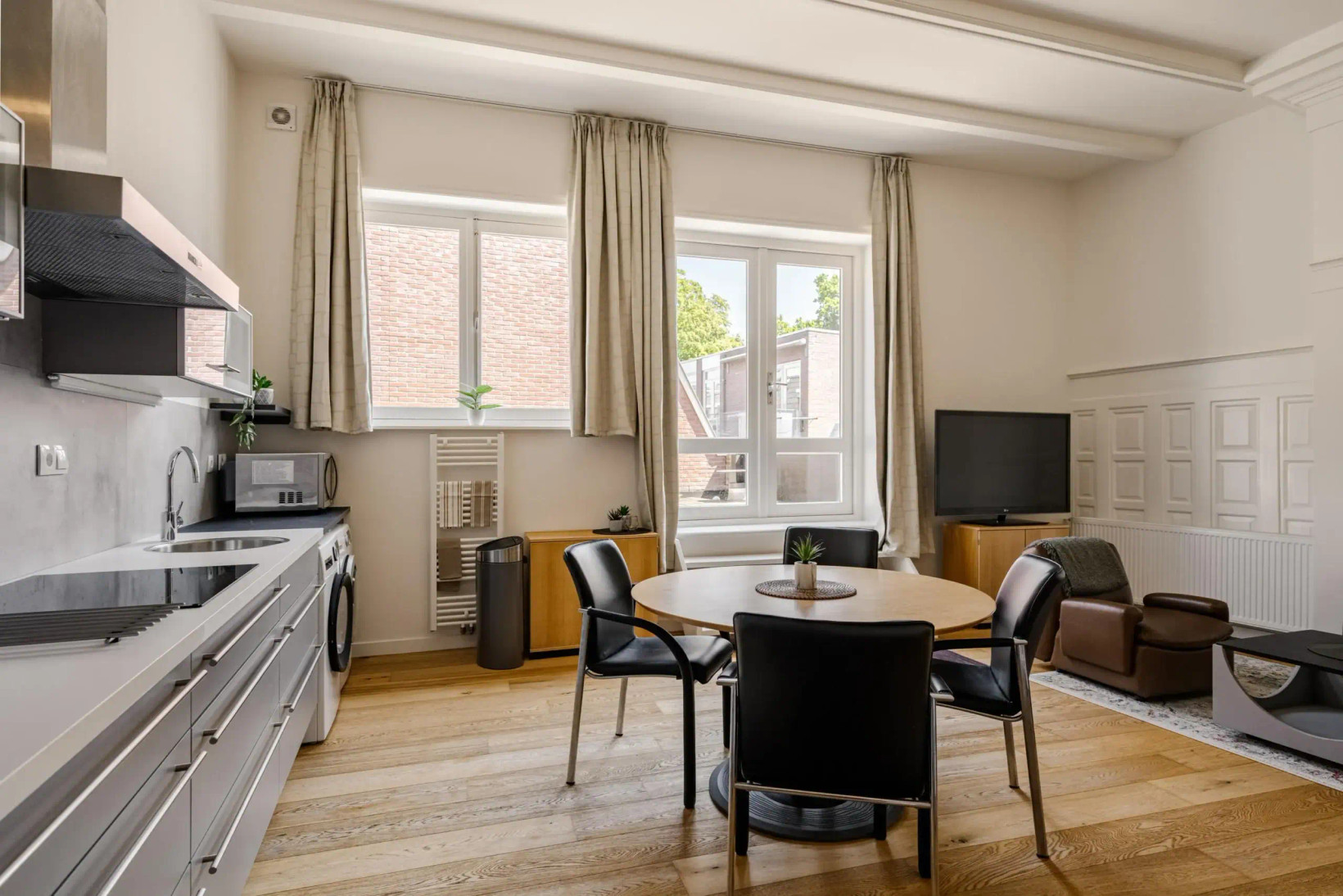 Appartement te koop: Morinnesteeg 64, Haarlem