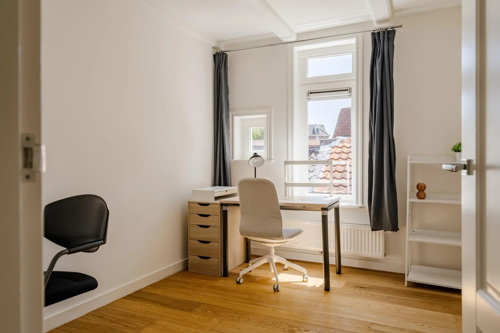 Appartement te koop: Morinnesteeg 64, Haarlem