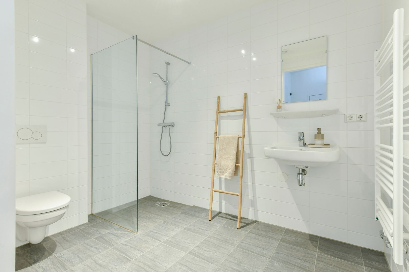 Appartement te koop: Nobelstraat 19A12, Haarlem