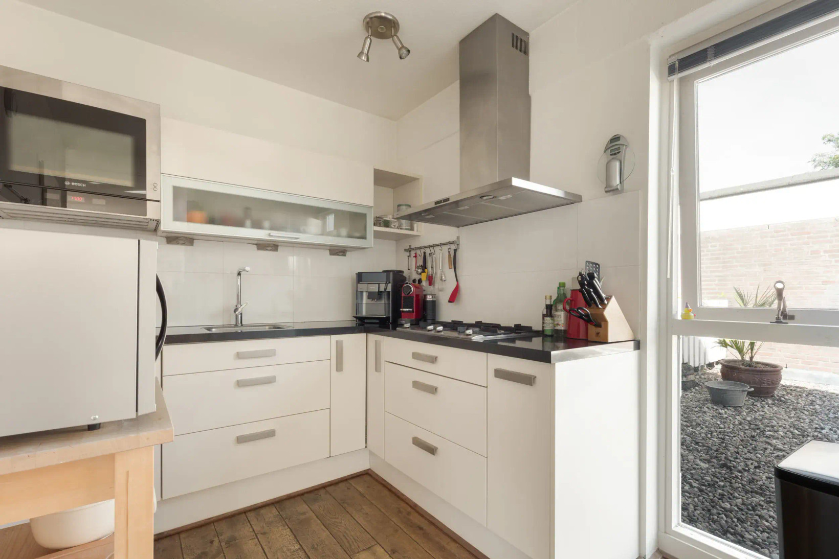 Tussenwoning te koop: Doelenplein 10, Haarlem
