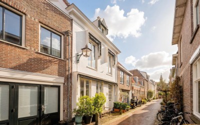 Lange Raamstraat 9