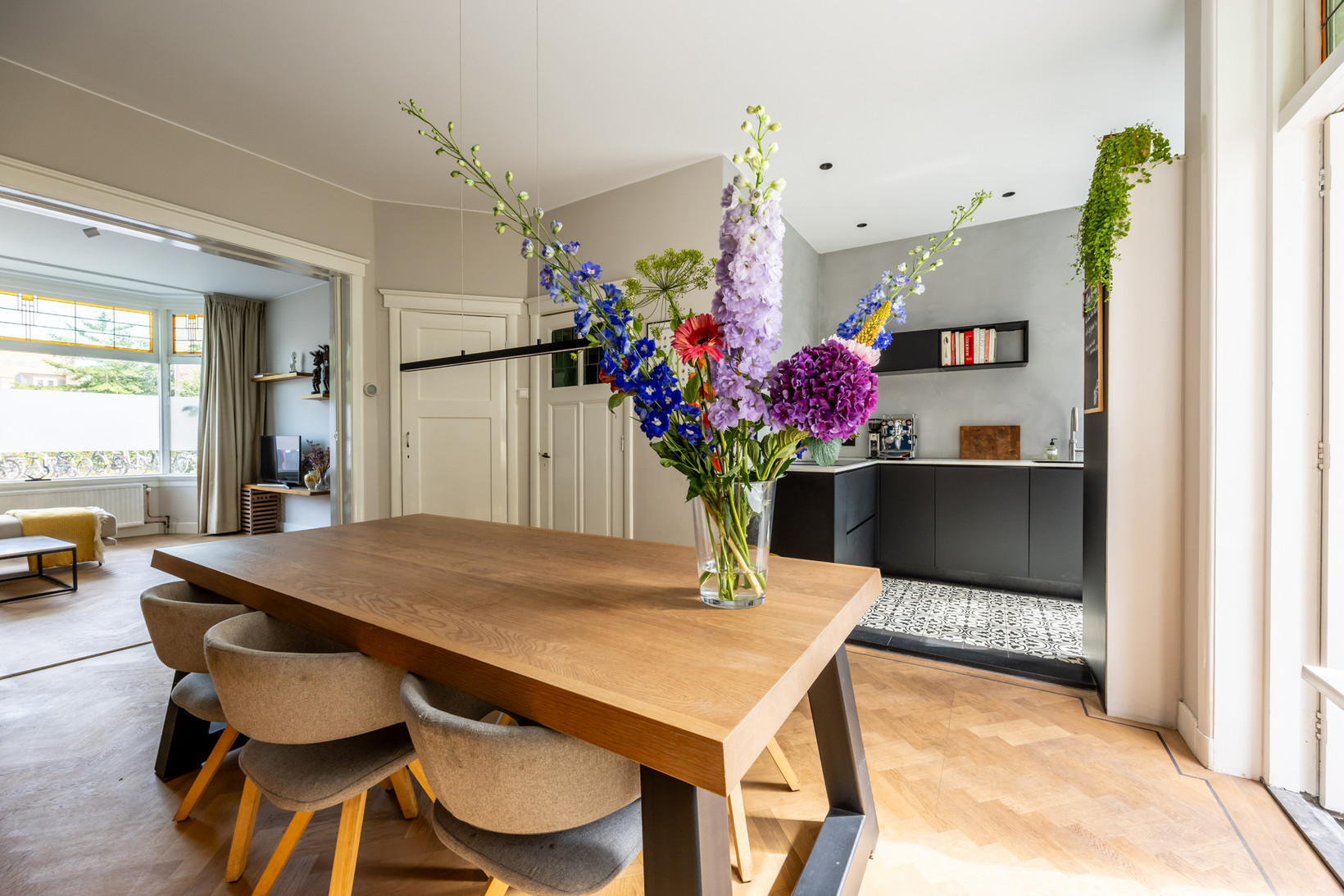 Tussenwoning te koop: Rustenburgerlaan 40, Haarlem