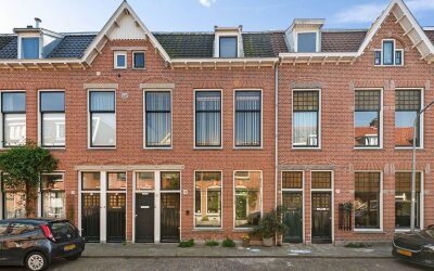 Badhuisstra. 28-ZW