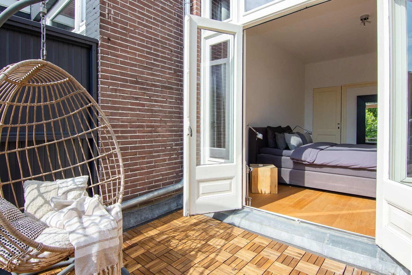 Tussenwoning te koop: Koninginneweg 93, Haarlem