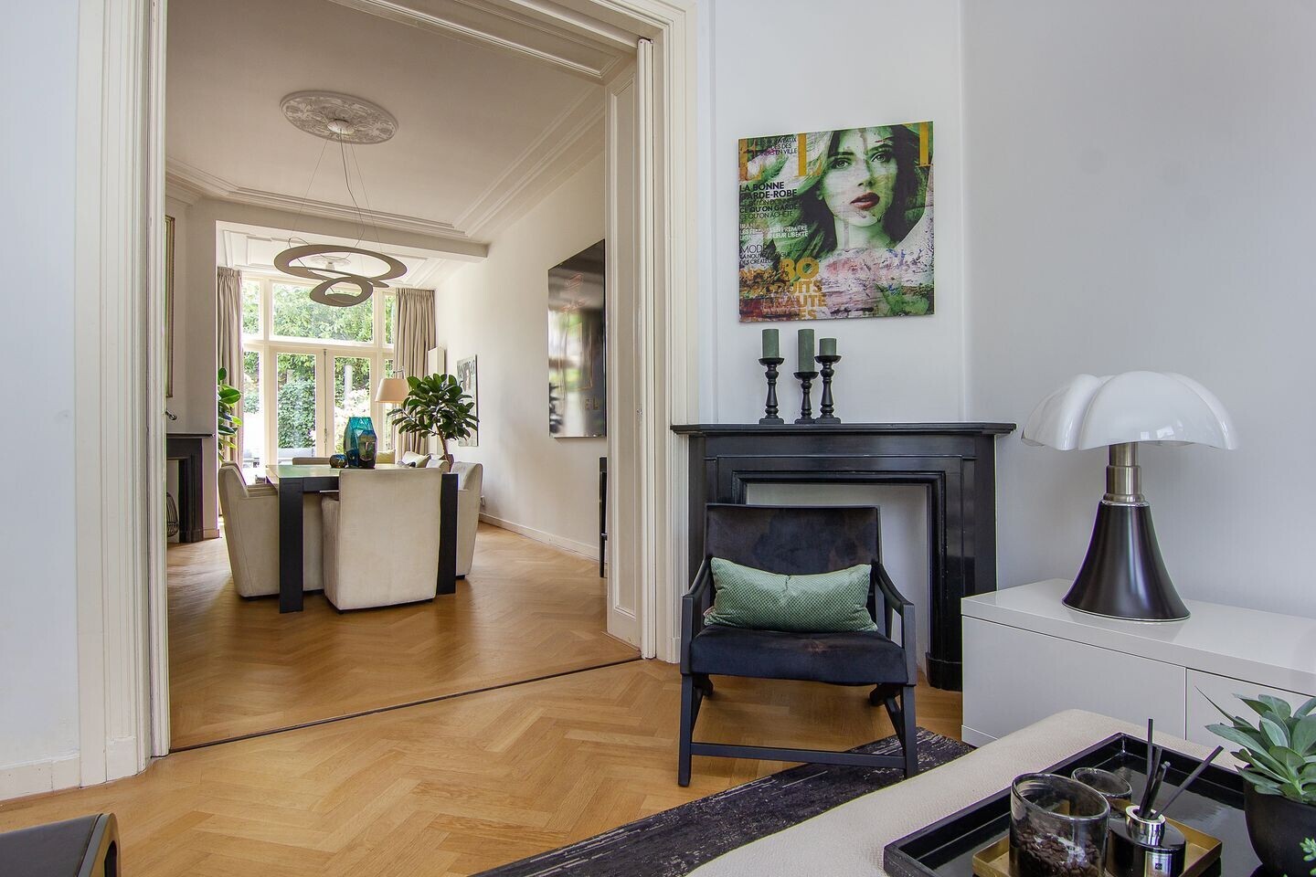 Tussenwoning te koop: Koninginneweg 93, Haarlem