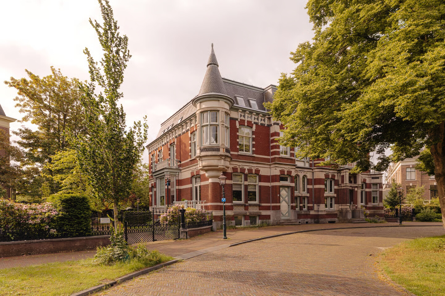 Appartement te koop: Florapark 10, Haarlem