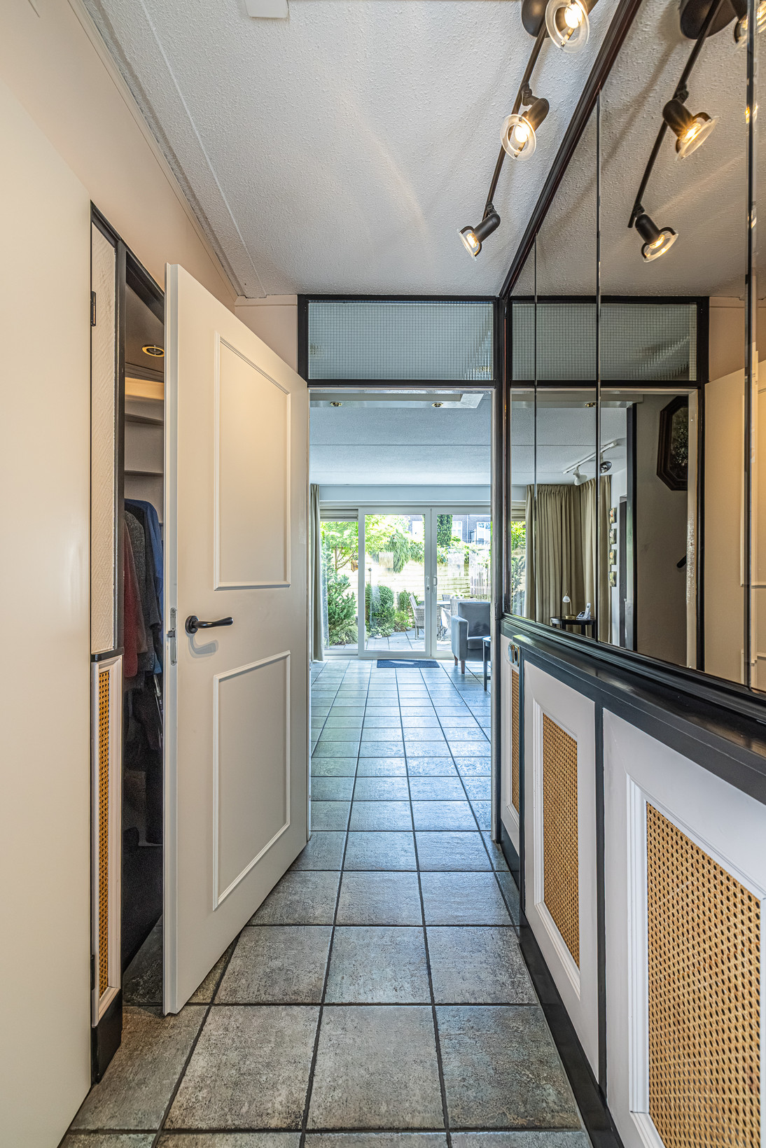 Tussenwoning te koop: Drakensteynstraat 28, Haarlem